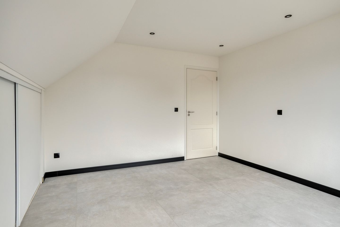 Photo 44 of de Branden 18