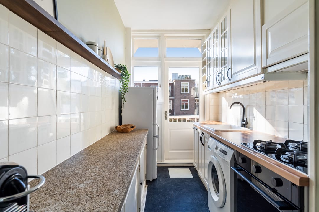 Photo 32 of Caan van Necklaan 114