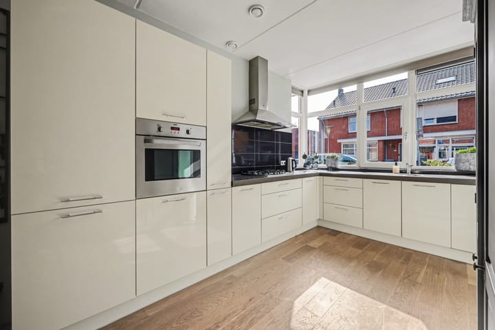 Foto 3 van Rie Mastenbroekhof 17