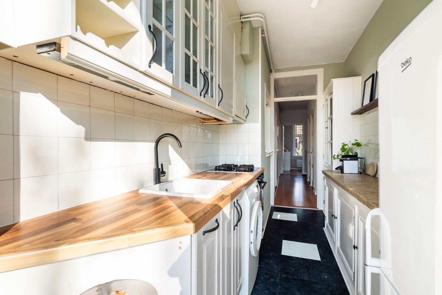 Photo 34 of Caan van Necklaan 114