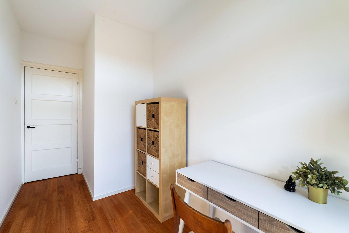 Photo 40 of Caan van Necklaan 114