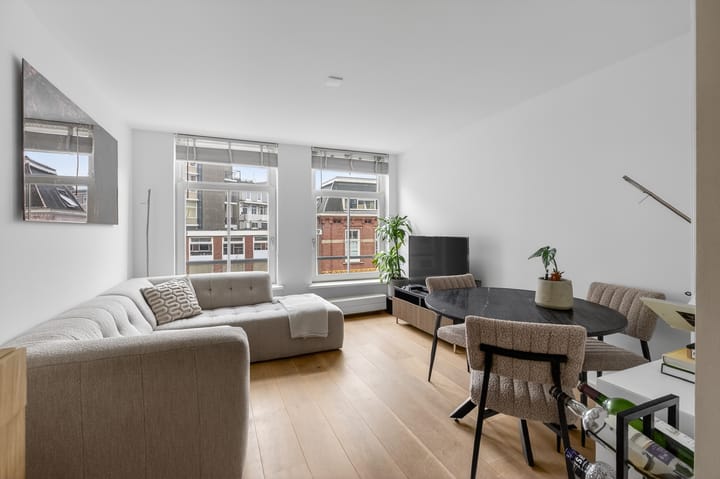 Photo 2 of Derde Hugo de Grootstraat 4-3