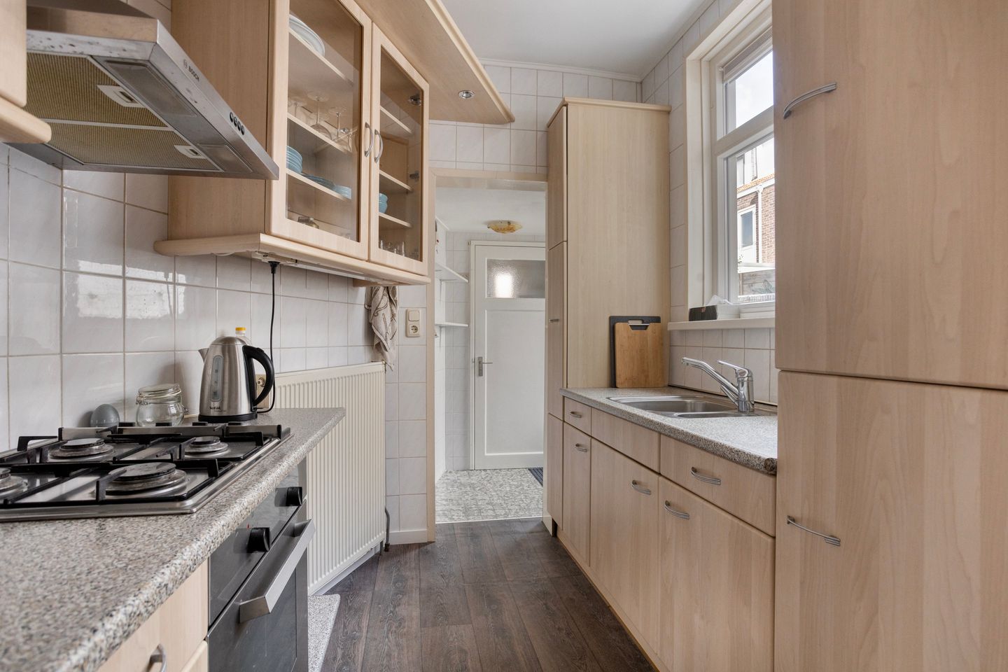 Detached character home in popular Huizum-West — 14