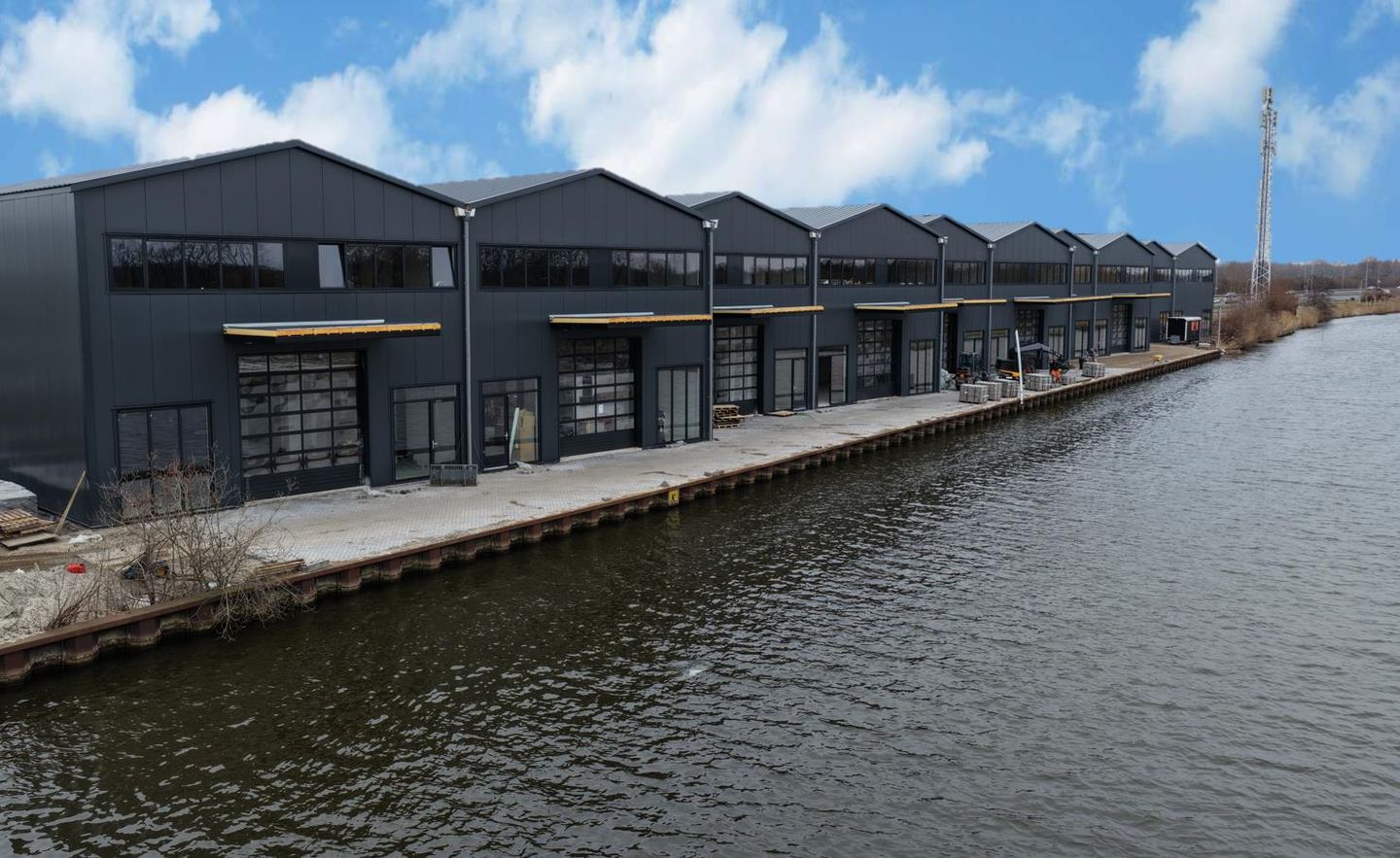 Bekijk foto 1 van Haarlemmerstraatweg 71-C