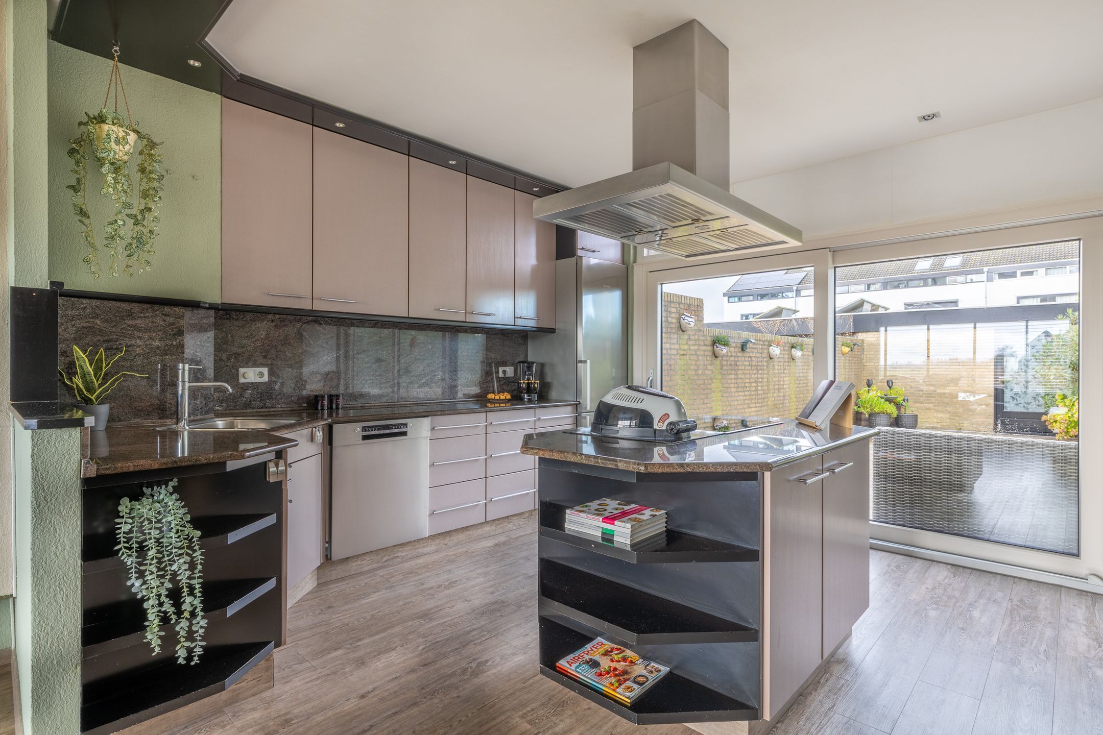 Photo 18 of Stoutenburg 28