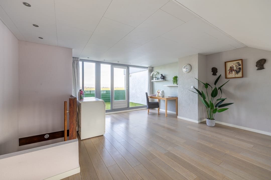 Photo 37 of Stoutenburg 28