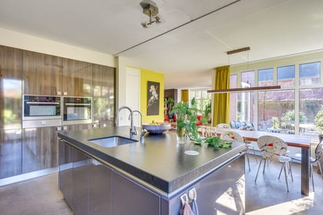 Elshouter 65 tertiary image