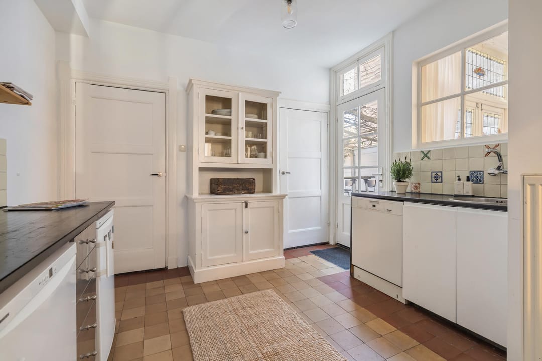 Foto 32 van Teteringenstraat 13