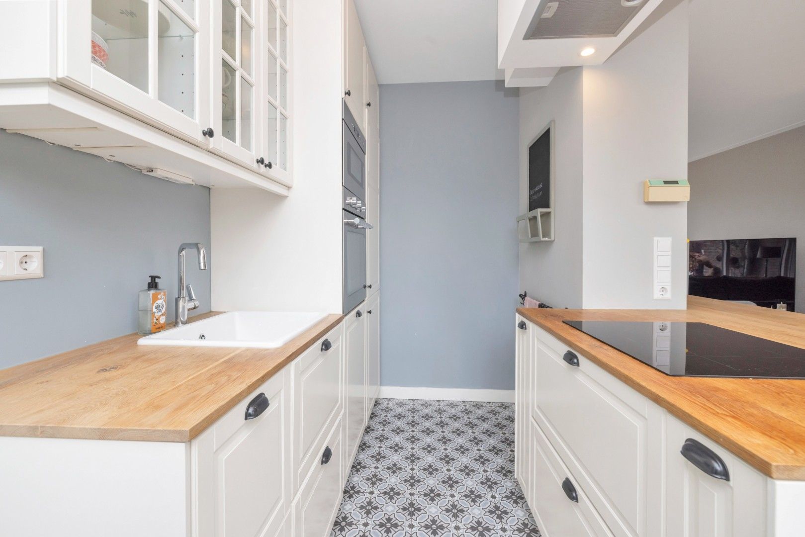 Spacious and modern family home with four bedrooms in Heemstede — 12