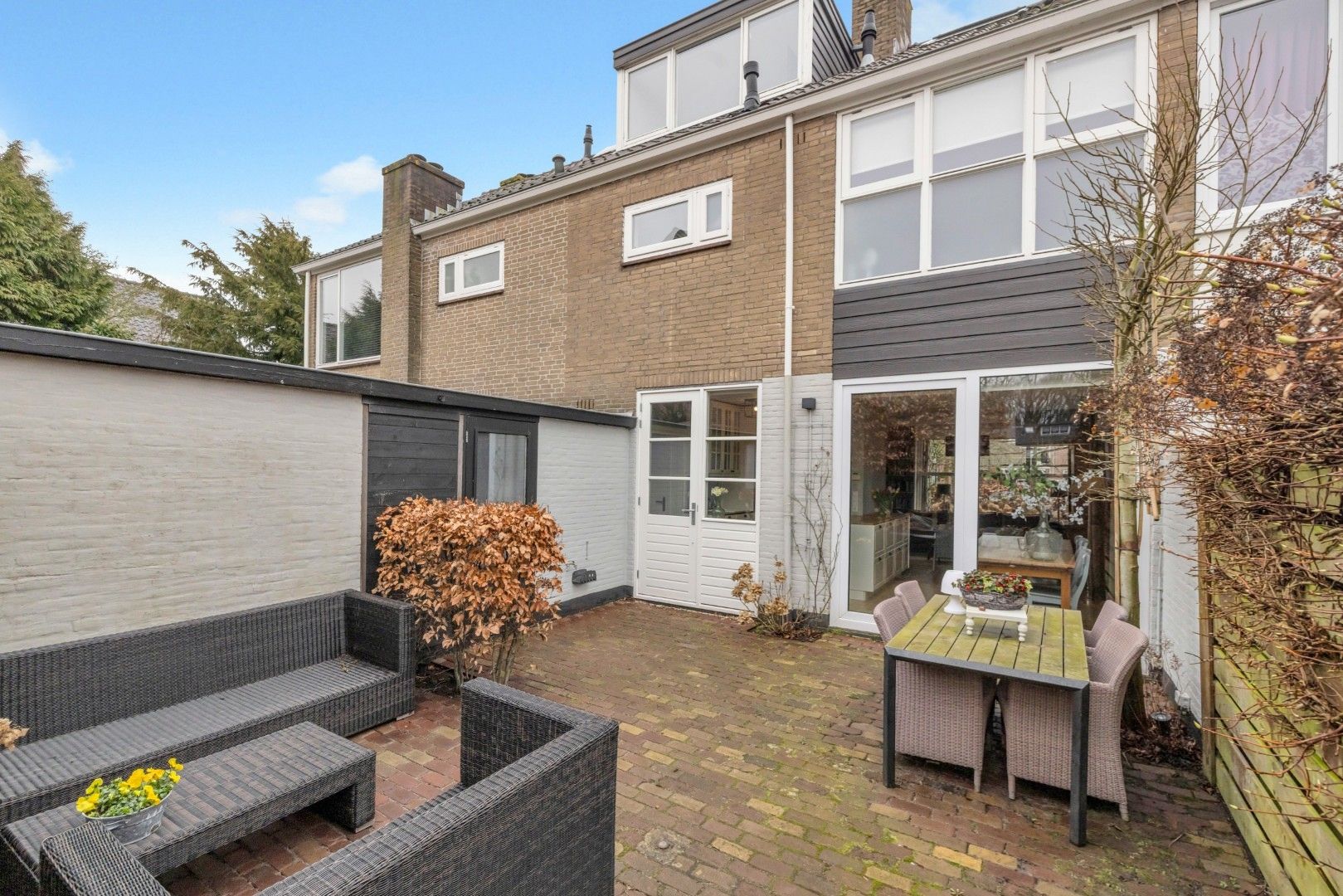 Spacious and modern family home with four bedrooms in Heemstede — 15