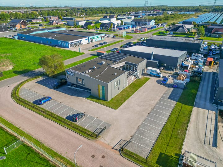 Glasblazer 8, Stadskanaal