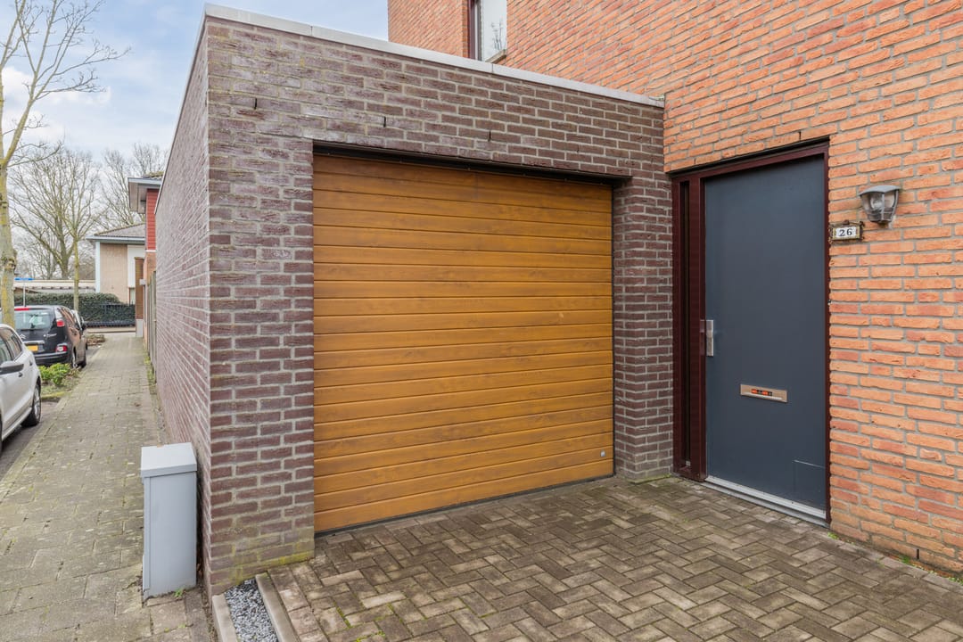 Photo 8 of Okkernoot 26