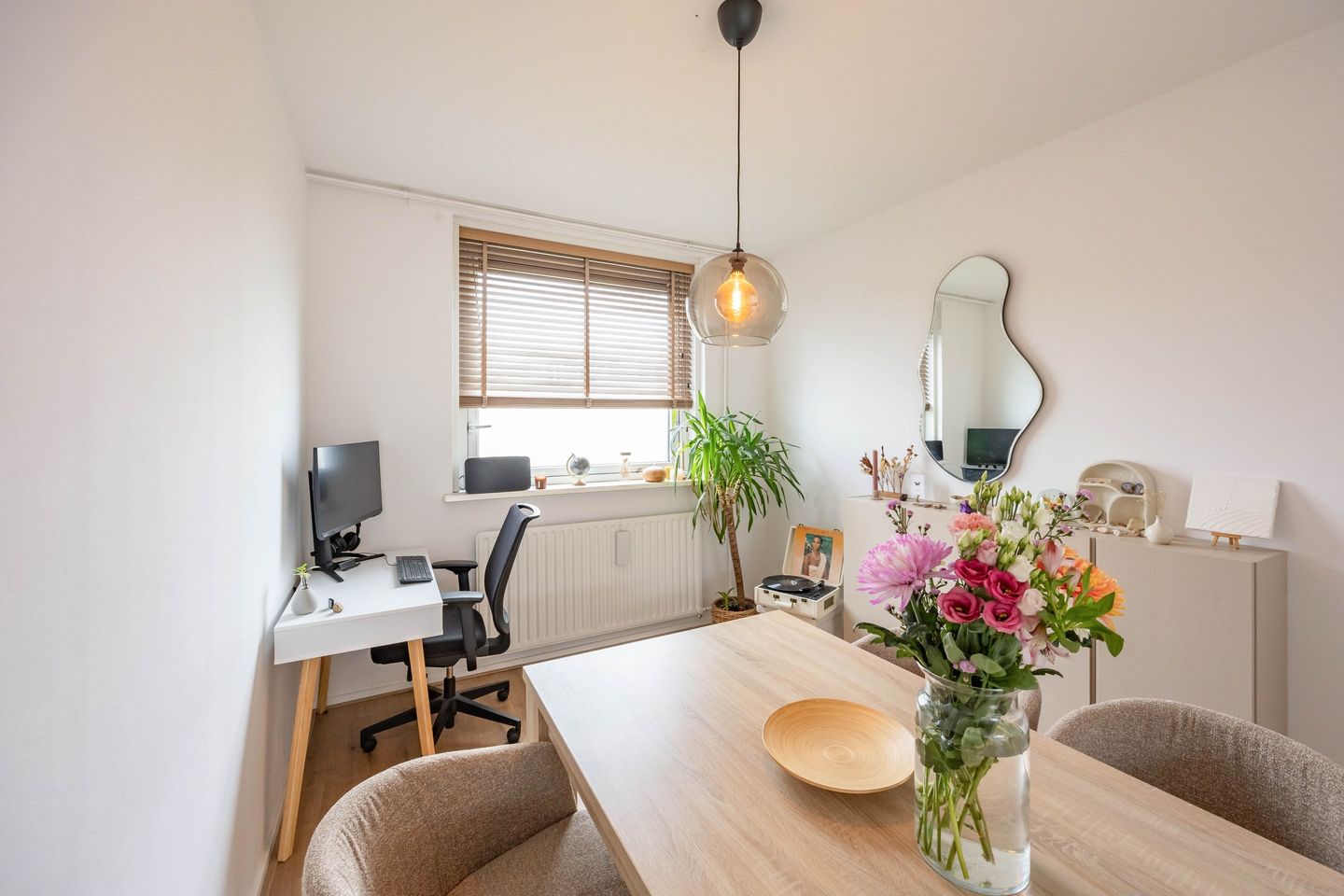 Attractive 2-Bedroom Apartment in Popular De Wijert-Noord — 12