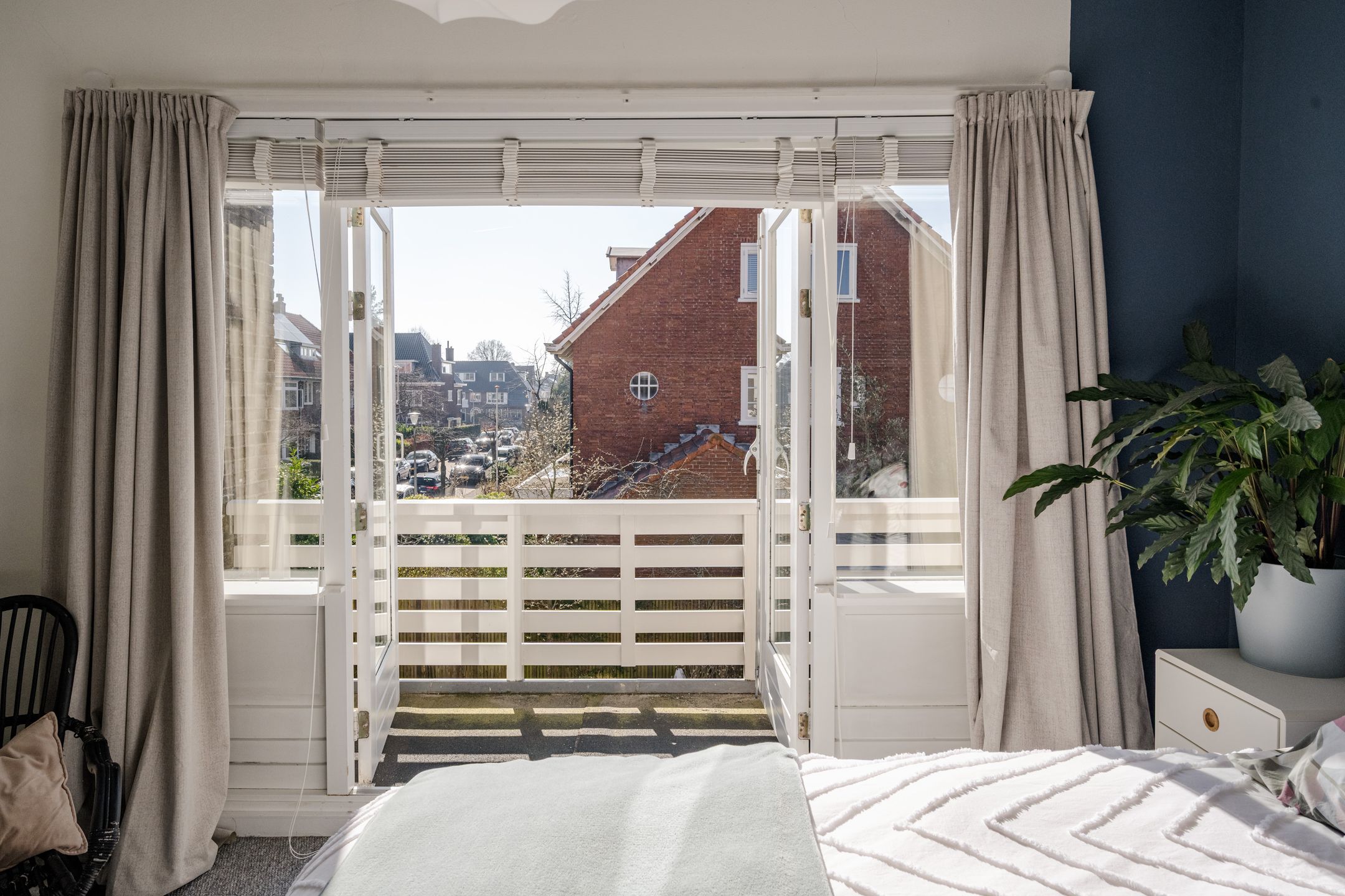 Sunny 1930s Corner House in Heemstede's Schildersbuurt — 30