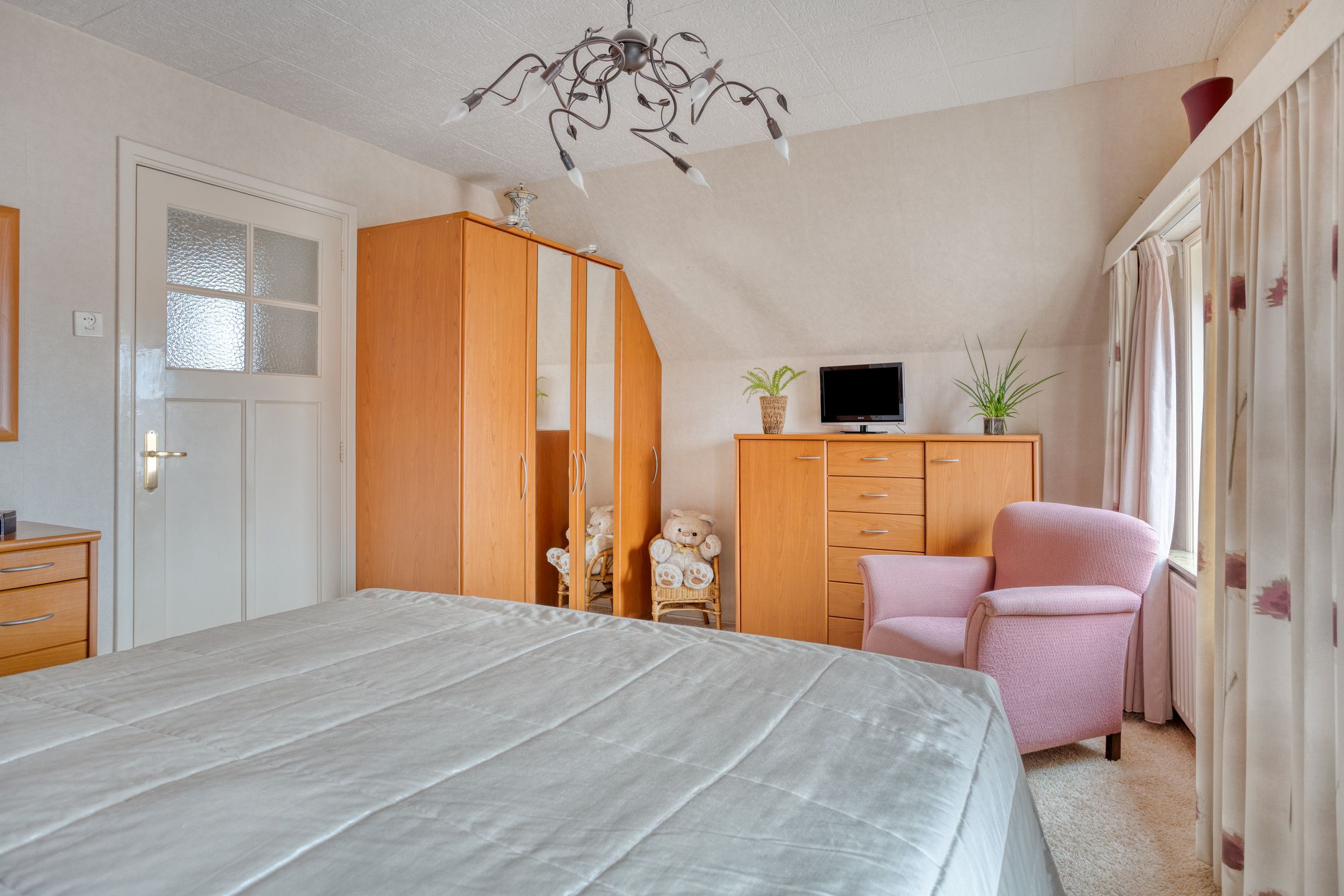 Foto 24 van Koestraat 40