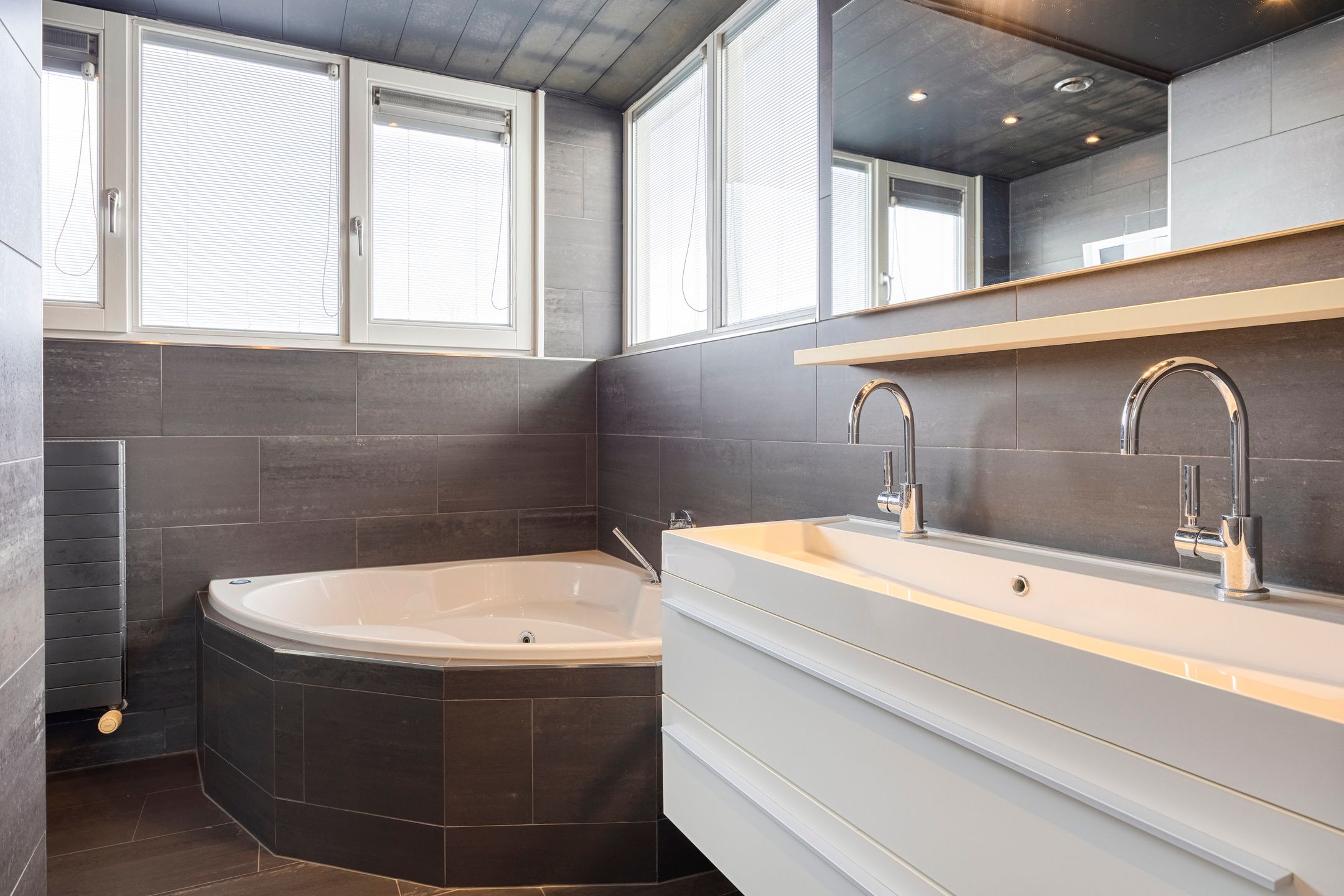 Foto 15 van Esdoornstraat 47