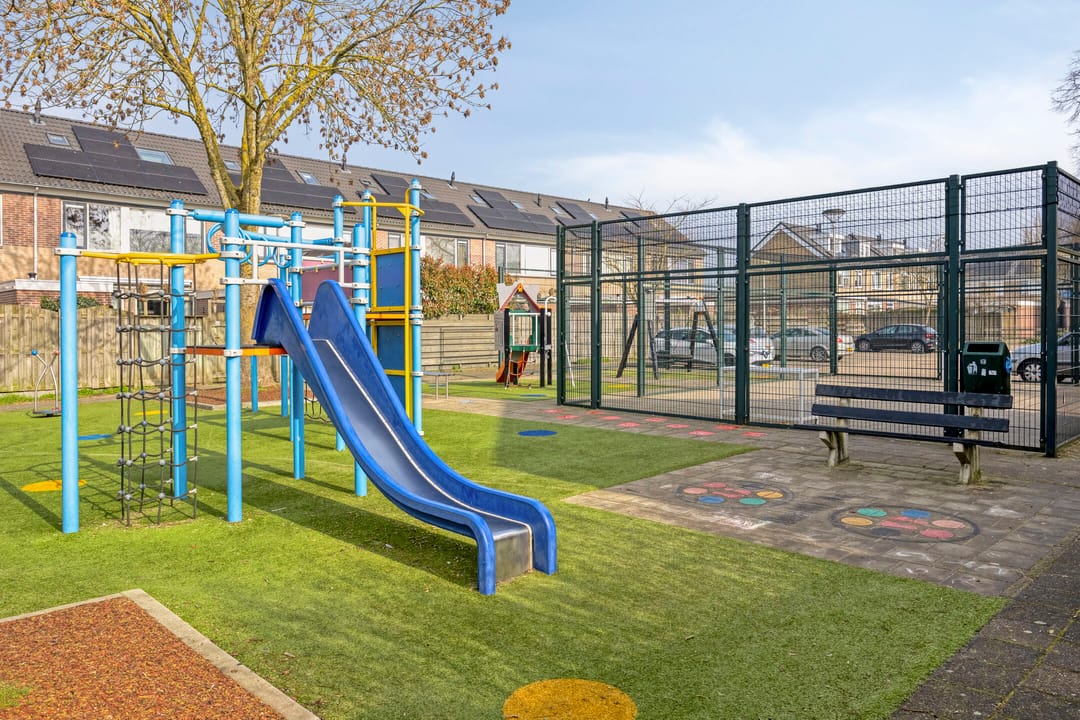 Foto 31 van Esdoornstraat 47