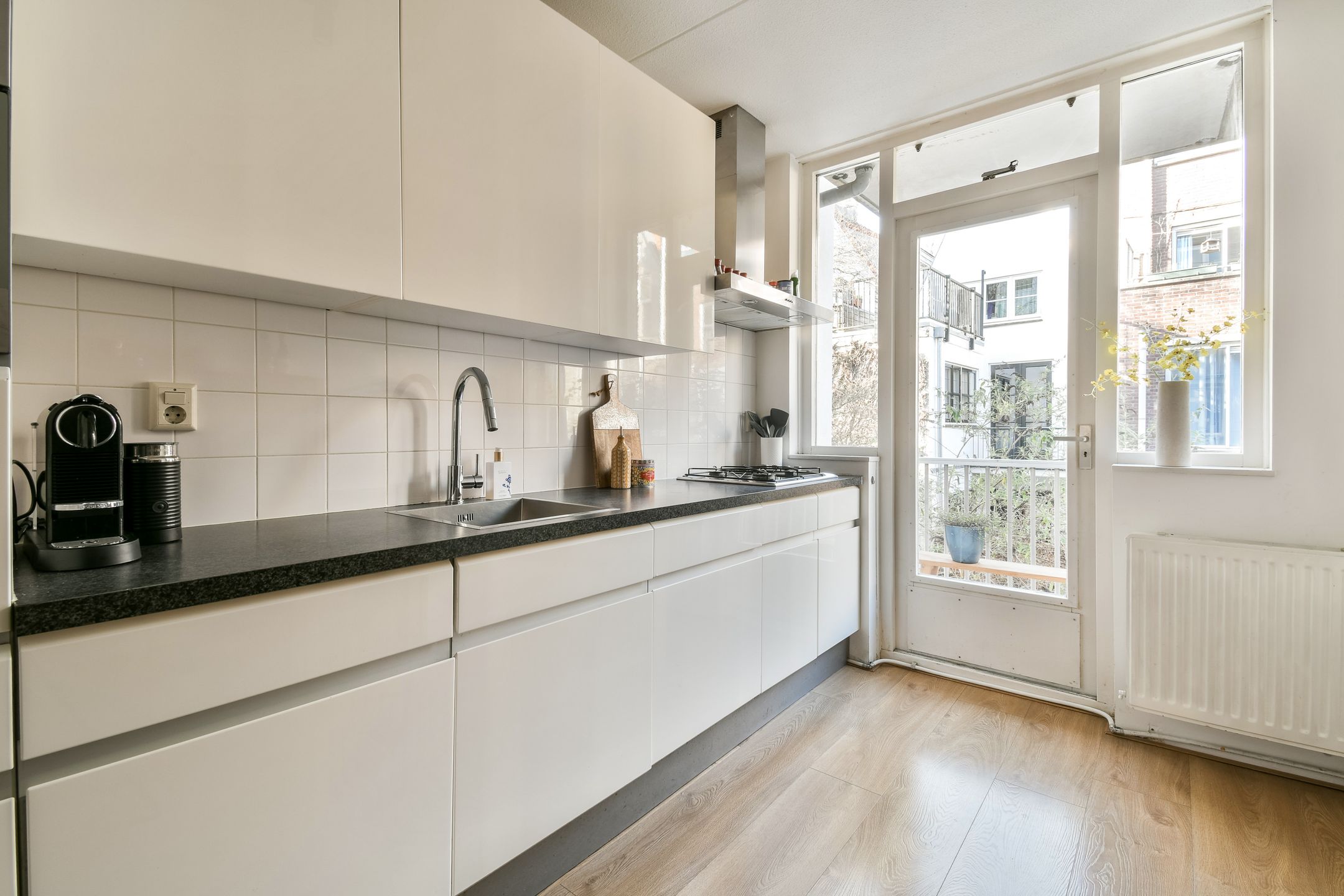 Foto 9 van Egelantiersstraat 166-B