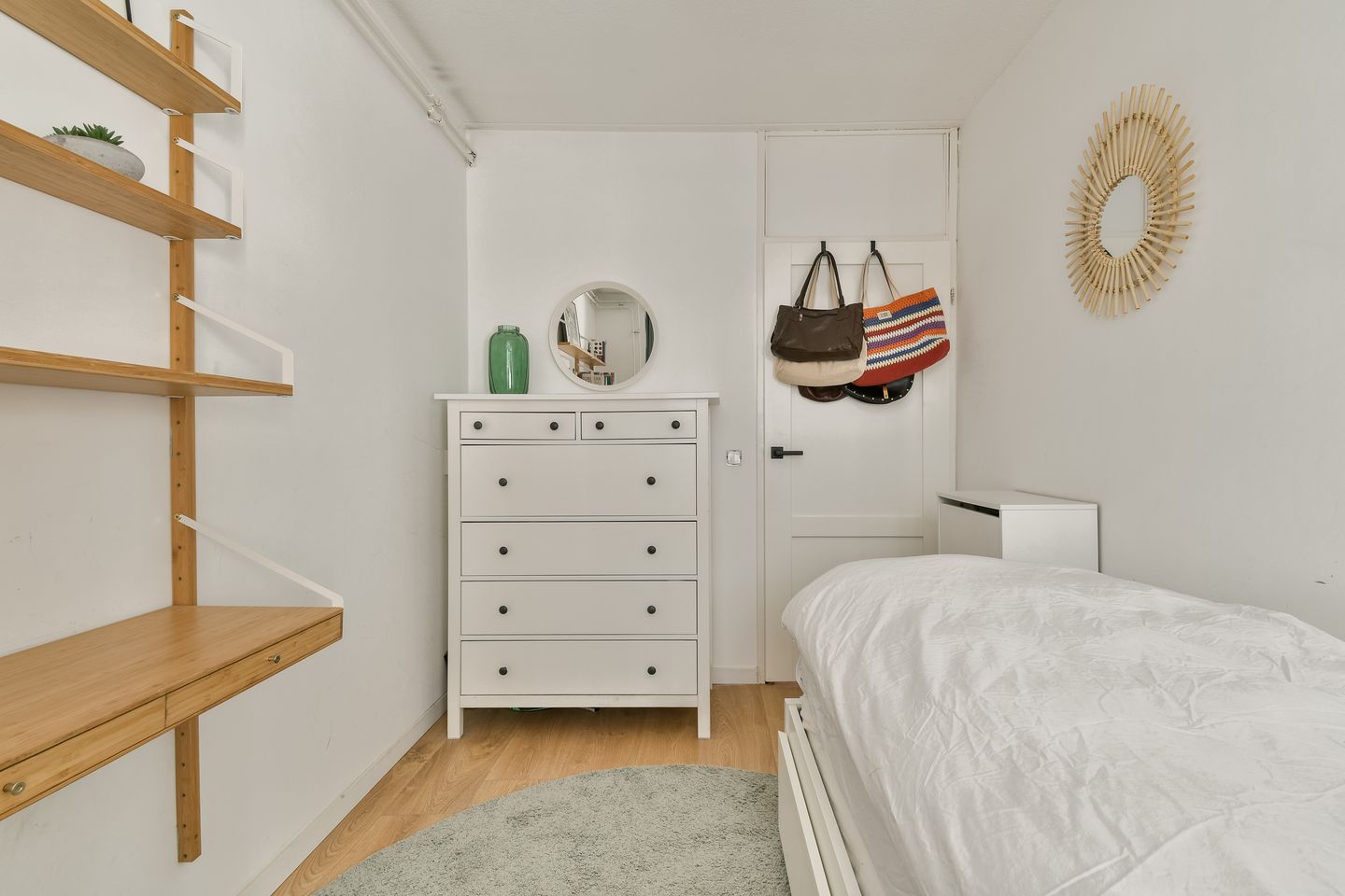 Foto 19 van Egelantiersstraat 166-B