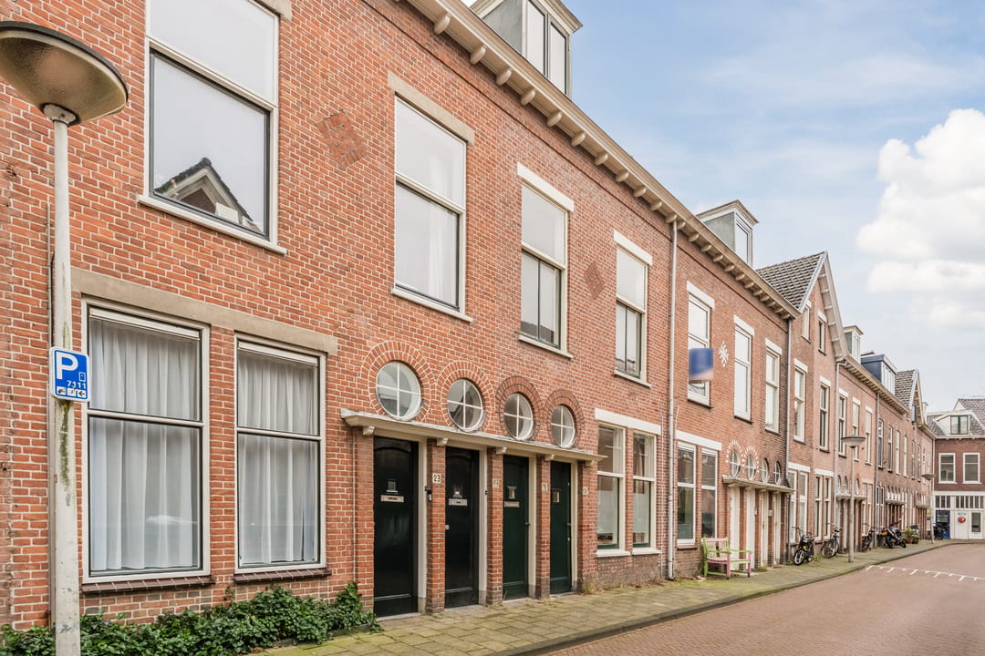 Photo 37 of Bronkhorststraat 25