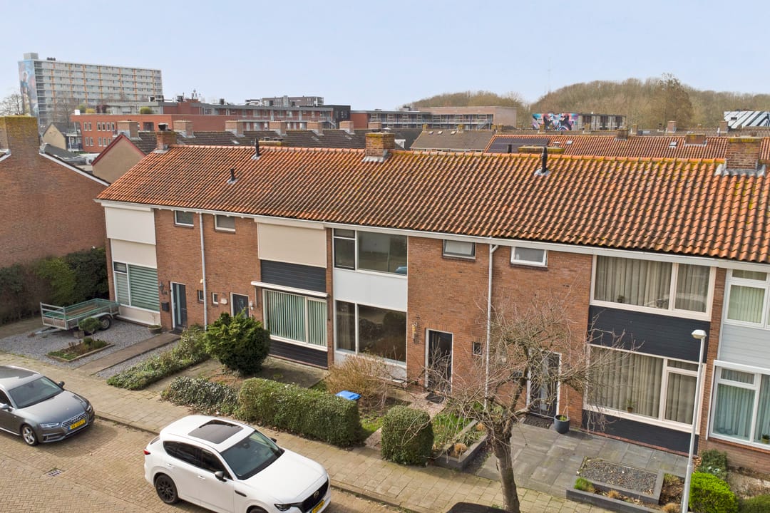 Foto 28 van Perestraat 19