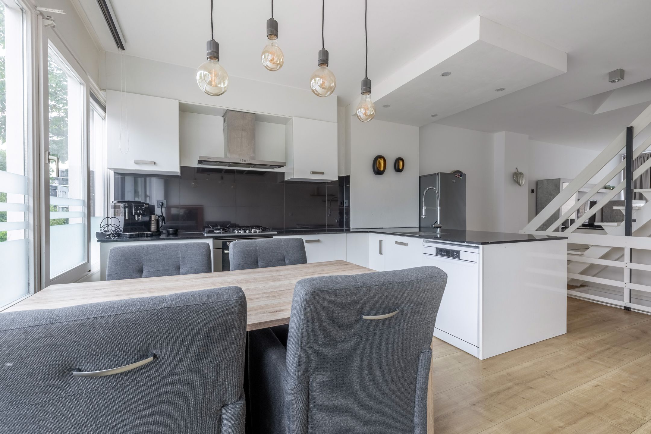 Spacious end terraced house with home office and garage in Hilversum — 12