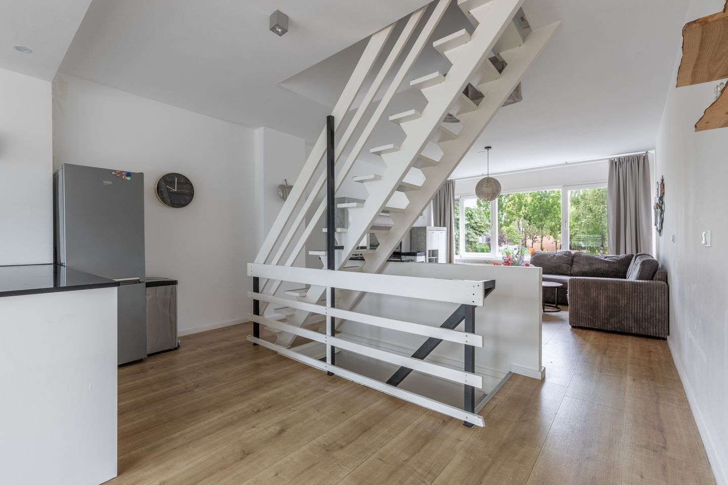 Spacious end terraced house with home office and garage in Hilversum — 14
