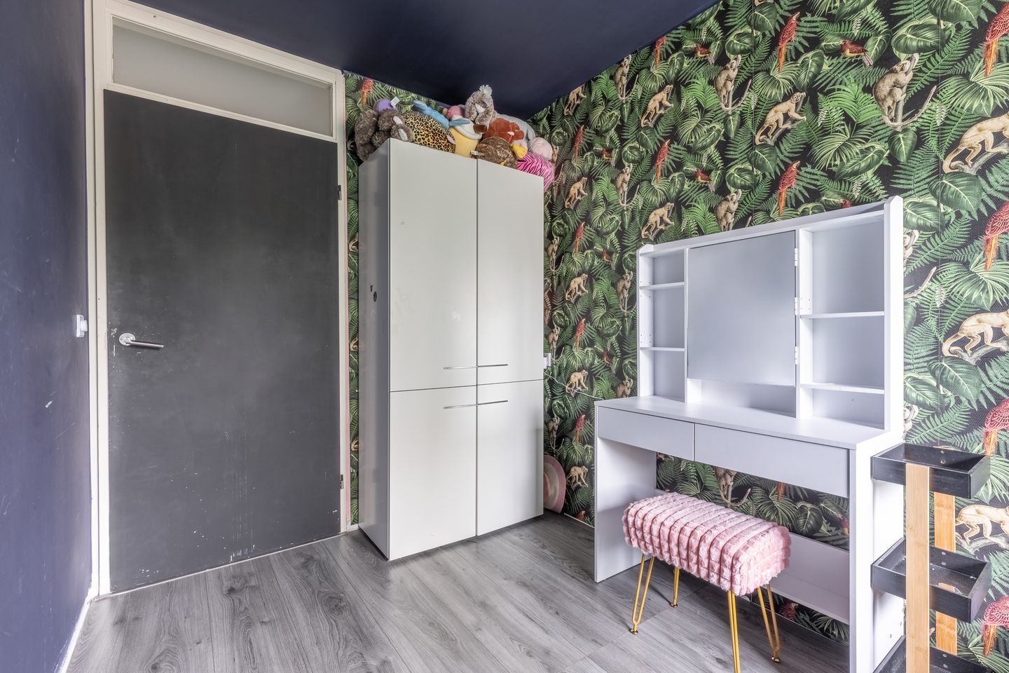 Spacious end terraced house with home office and garage in Hilversum — 19