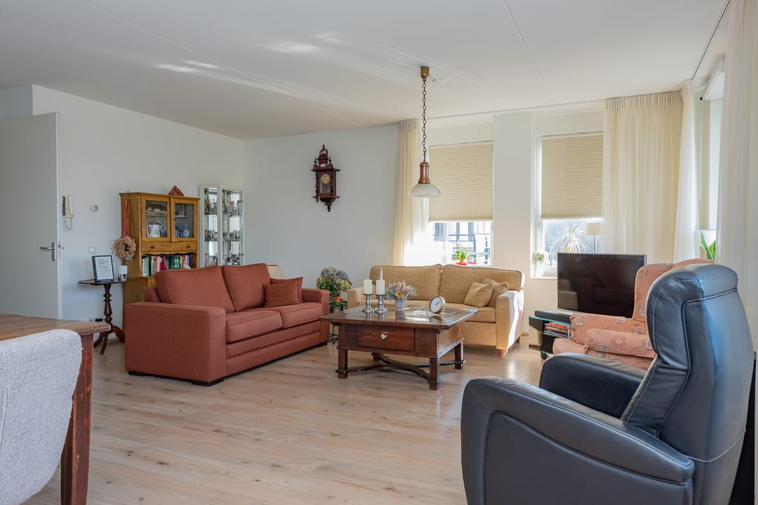 Foto 11 van Baron van Lyndenstraat 38