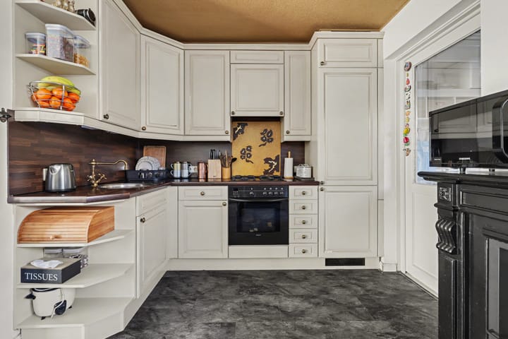 Photo 3 of Jacob Roggeveenstraat 7