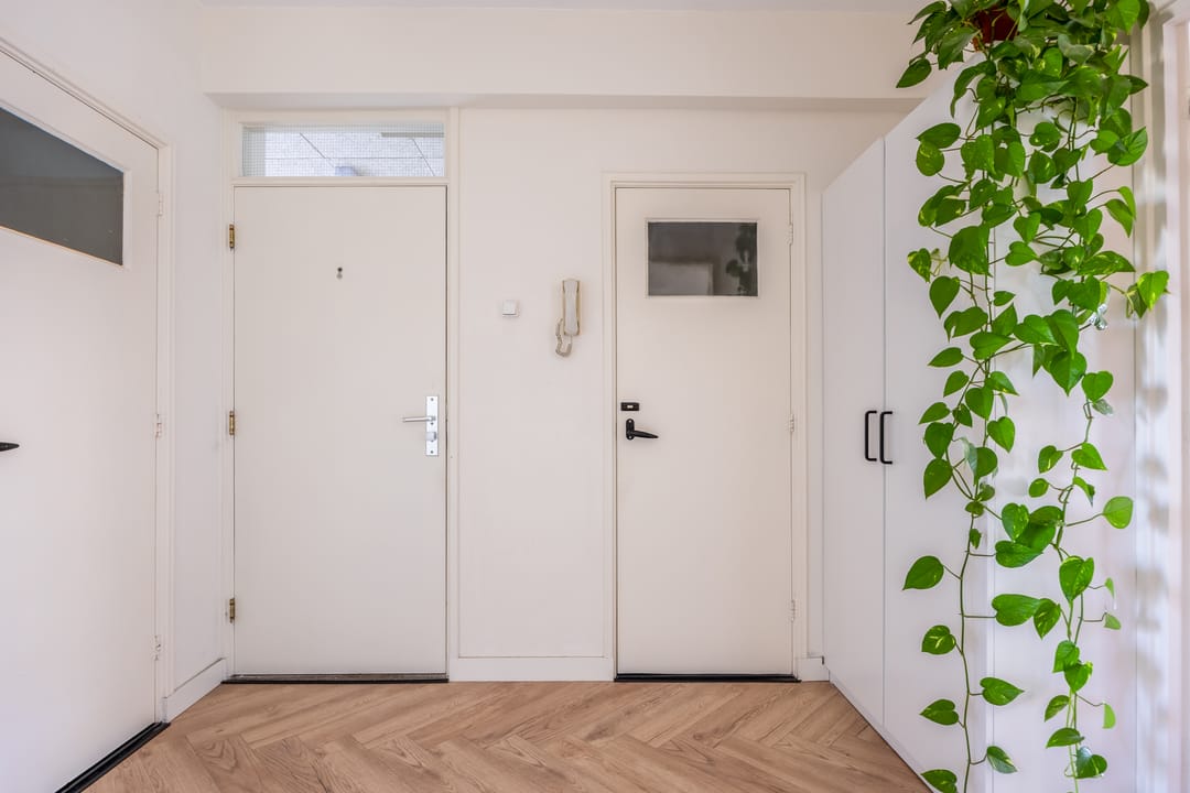 Photo 13 of Professor van der Veldenstraat 32