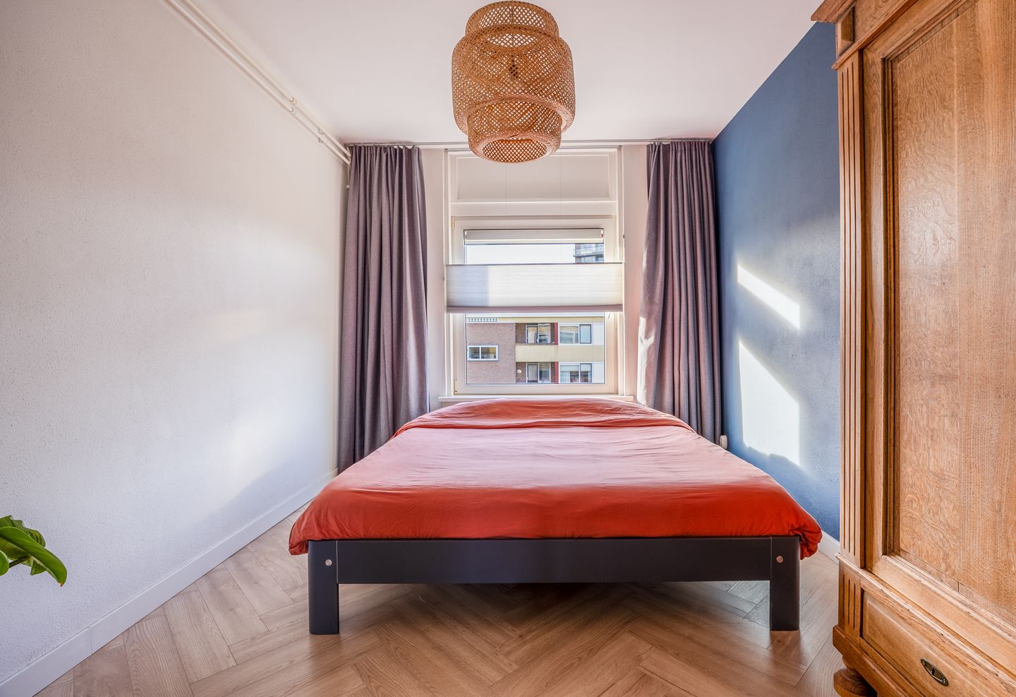 Photo 20 of Professor van der Veldenstraat 32
