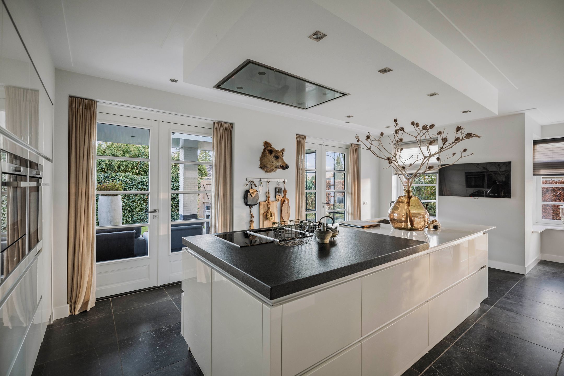 Photo 21 of Burg. Arriënsweg 5