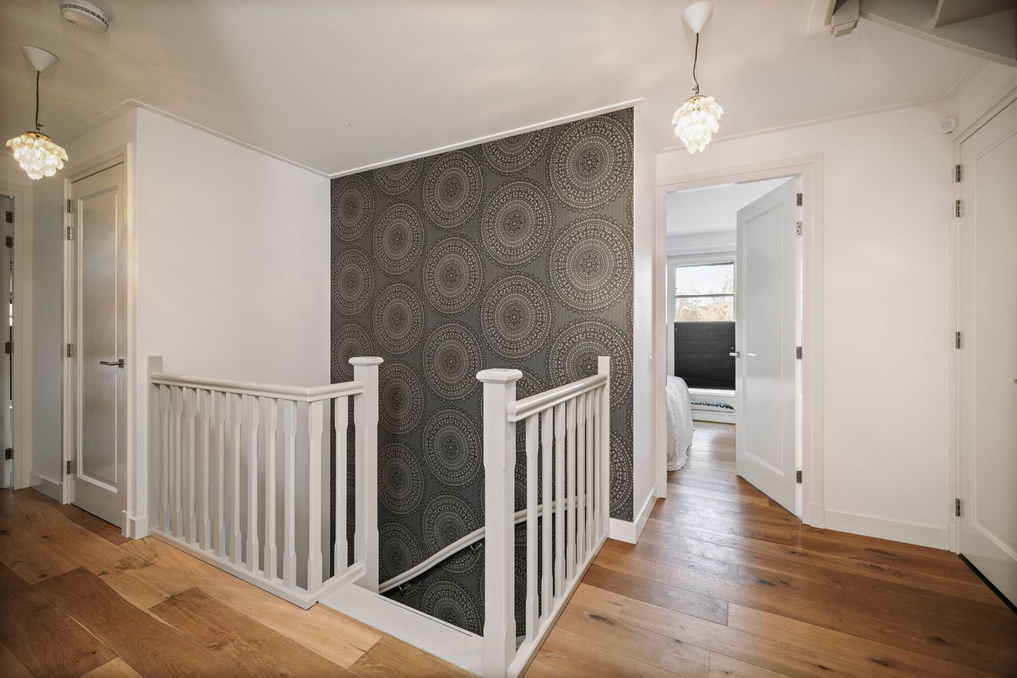 Photo 25 of Burg. Arriënsweg 5