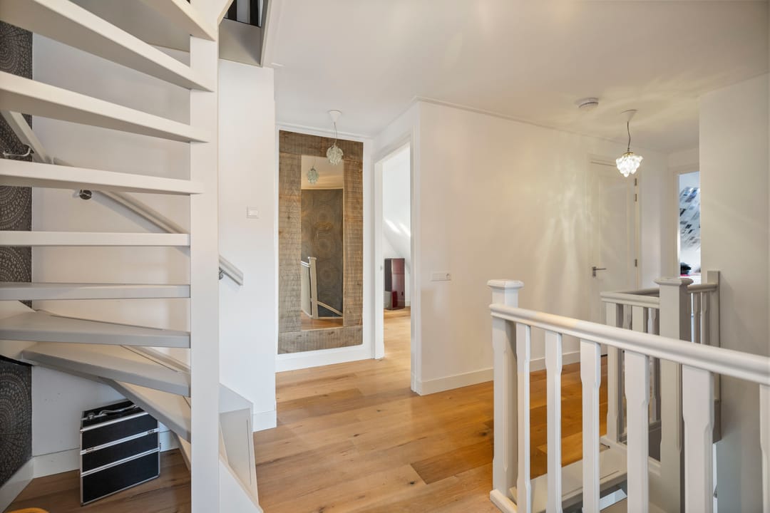 Photo 26 of Burg. Arriënsweg 5