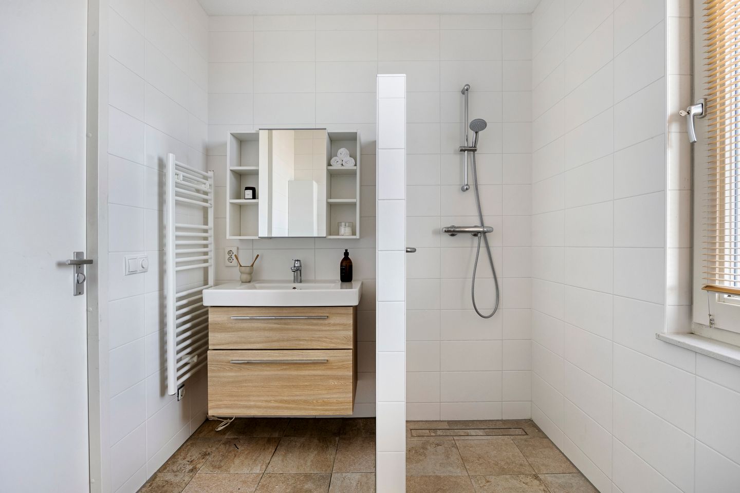 Foto 19 van Kaiserstraat 75