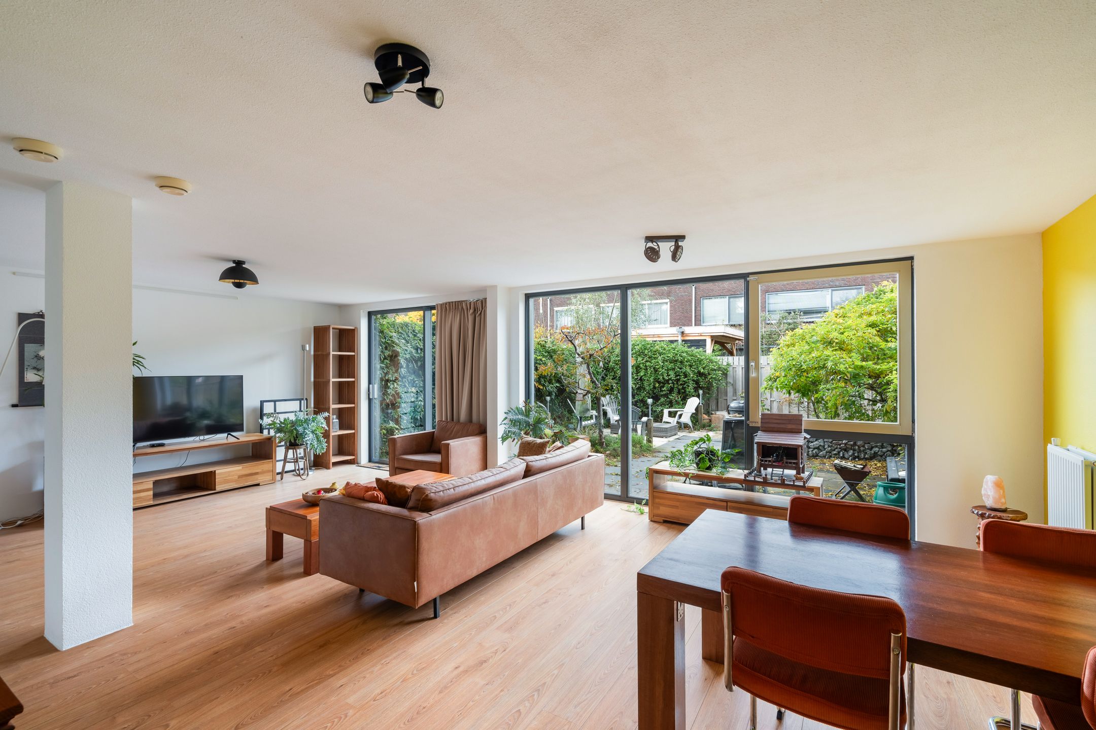 Buying a house in The Netherlands., Weesmeesterstraat 26