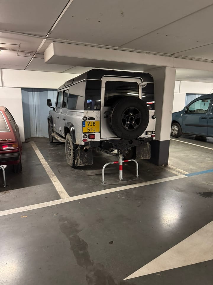Photo 2 of Stationsplein parkeerplaats 44