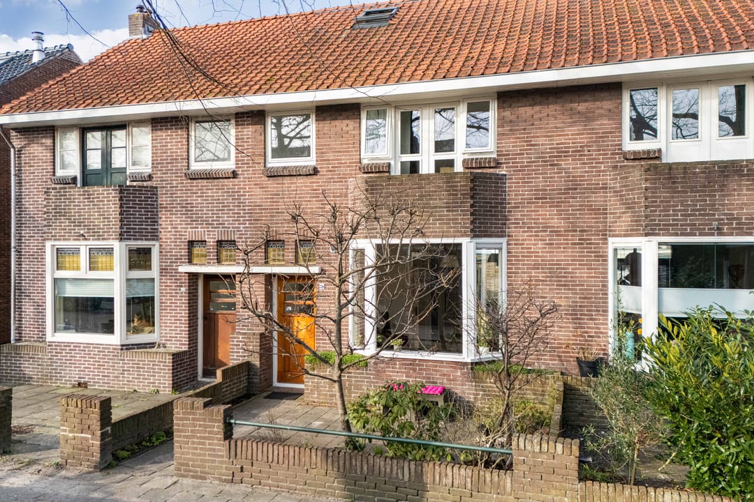 Photo 2 of Vincent van Goghstraat 38