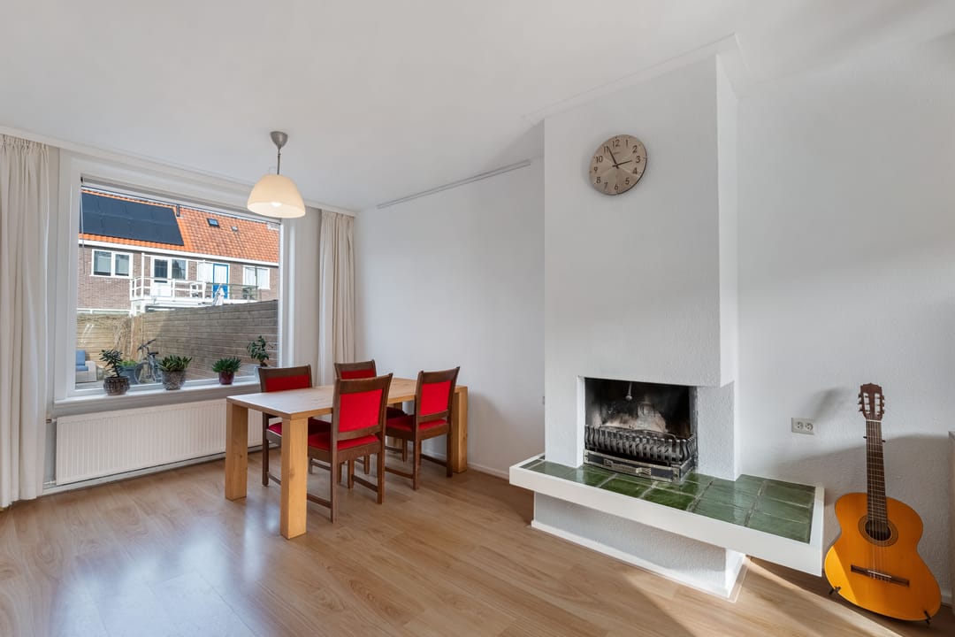 Photo 8 of Vincent van Goghstraat 38