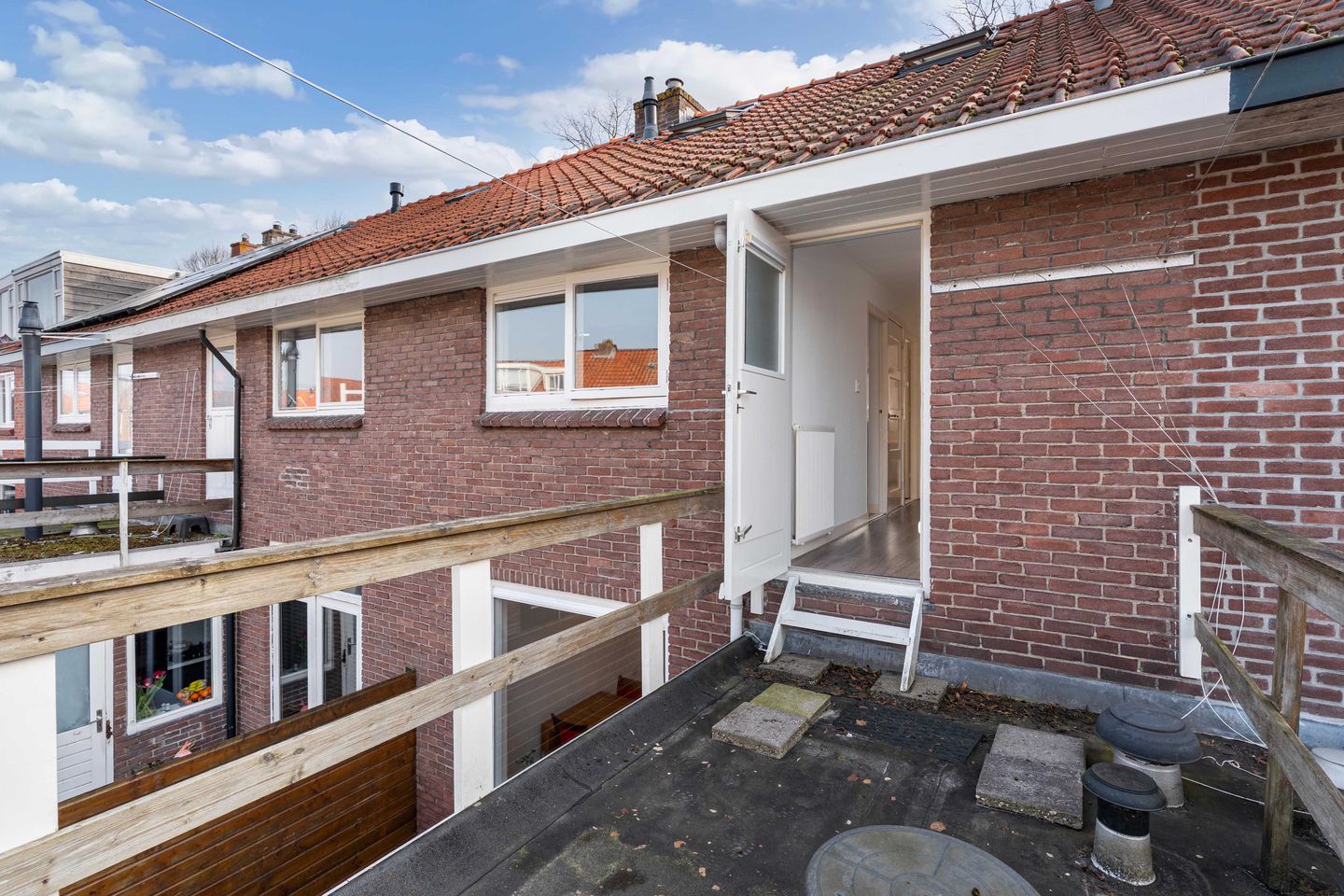 Photo 20 of Vincent van Goghstraat 38