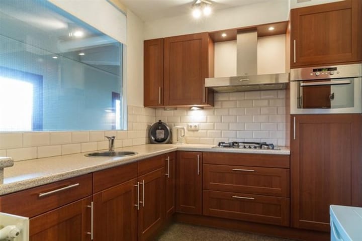 Foto 2 van Dokter van Stratenweg 249