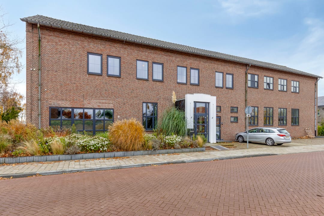 Photo 38 of Dierenriem 42 A1