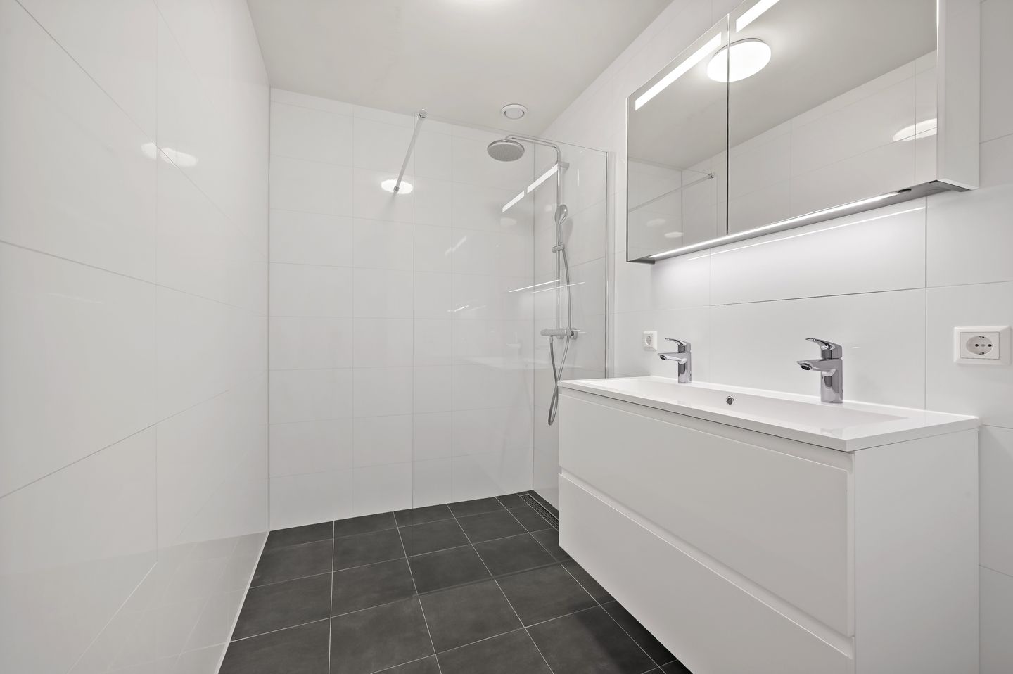 Foto 20 van Bucaillestraat 8