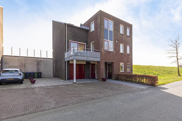 Hoofden 60 main image