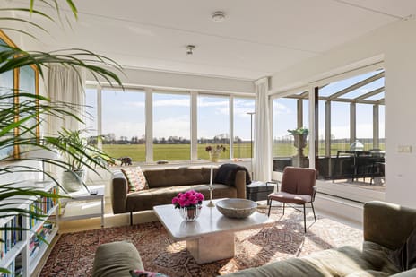 Hoofden 60 secondary image