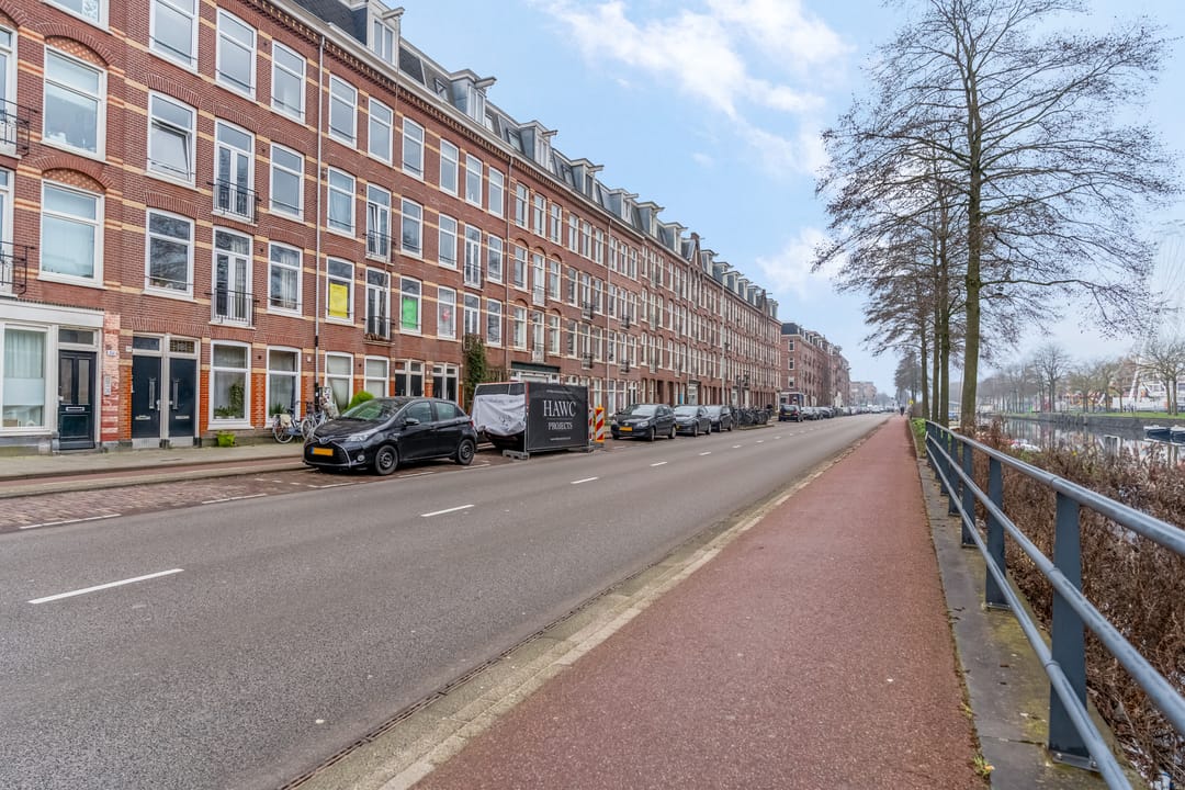Renovated 2-bedroom apartment with south-facing garden near Westerpark — 29