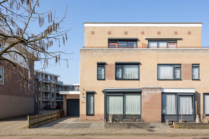 Photo 2 of Annastraat 119