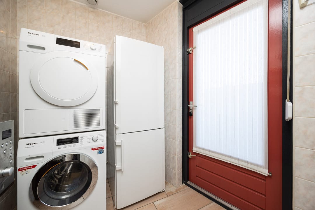 Photo 16 of Annastraat 119