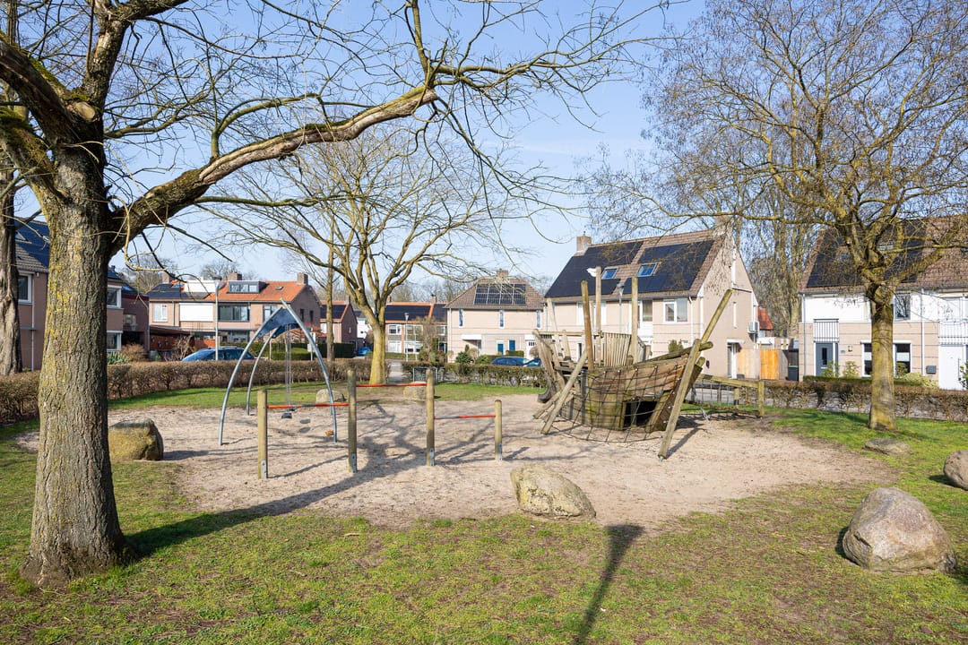 Photo 56 of Annastraat 119